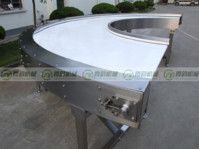 轉(zhuǎn)彎皮帶輸送機08