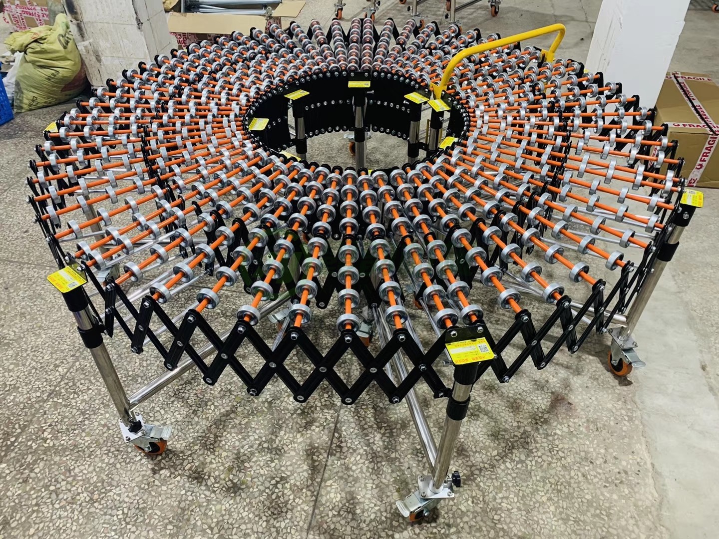 伸縮輸送機(jī)案例02